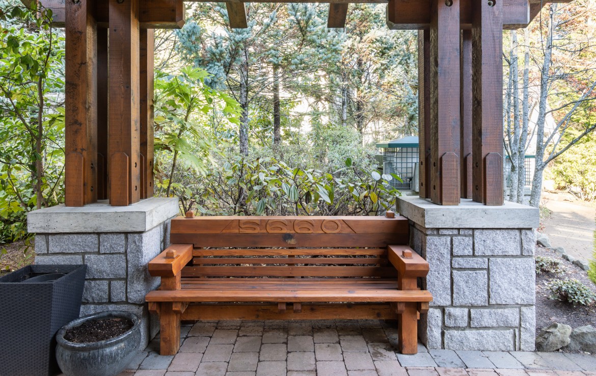 Entrance wood bench.