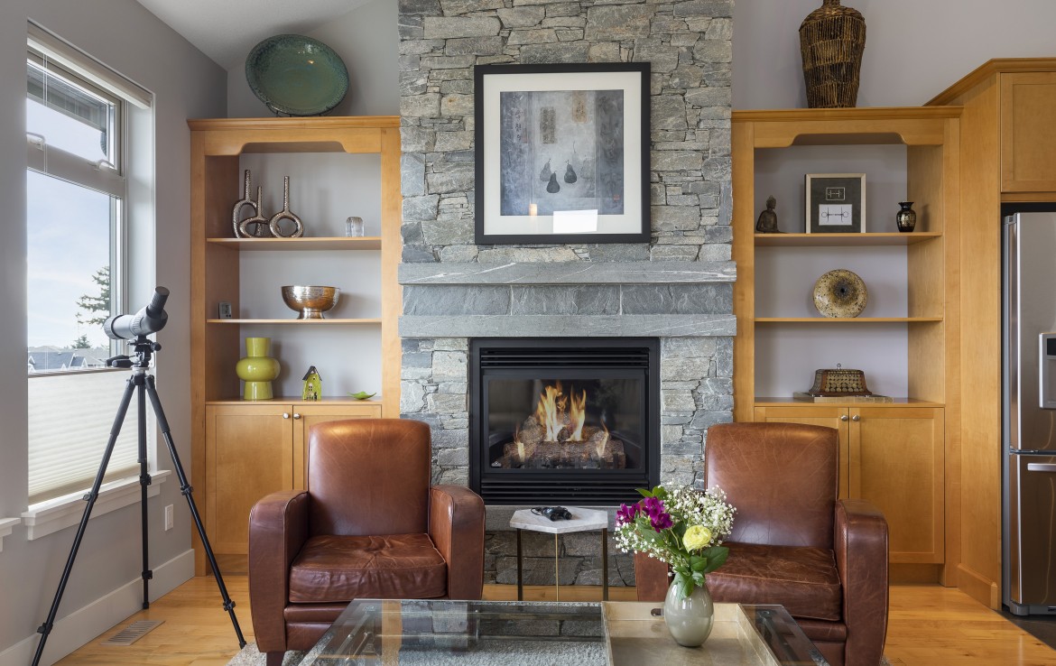 Fireplace and sitting area in North Nanaimo Townhouse