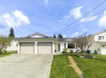 2490 NADELY CRES-001