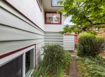 126 HOWARD AVE_5